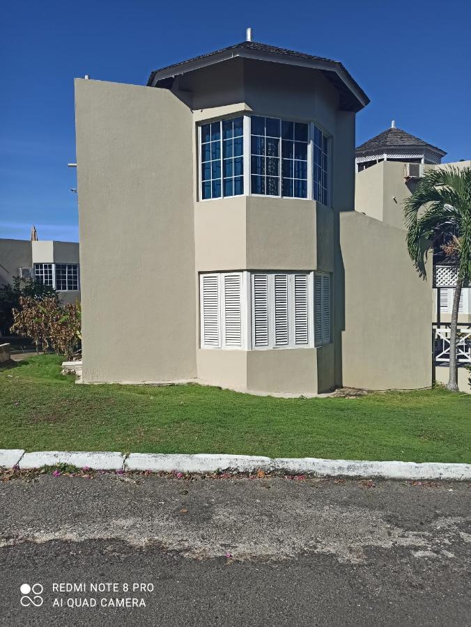 Columbus Heights Apt 26 F Ocho Rios Dış mekan fotoğraf