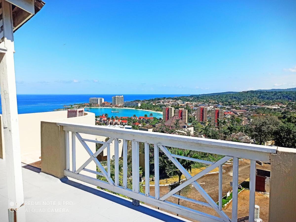 Columbus Heights Apt 26 F Ocho Rios Dış mekan fotoğraf