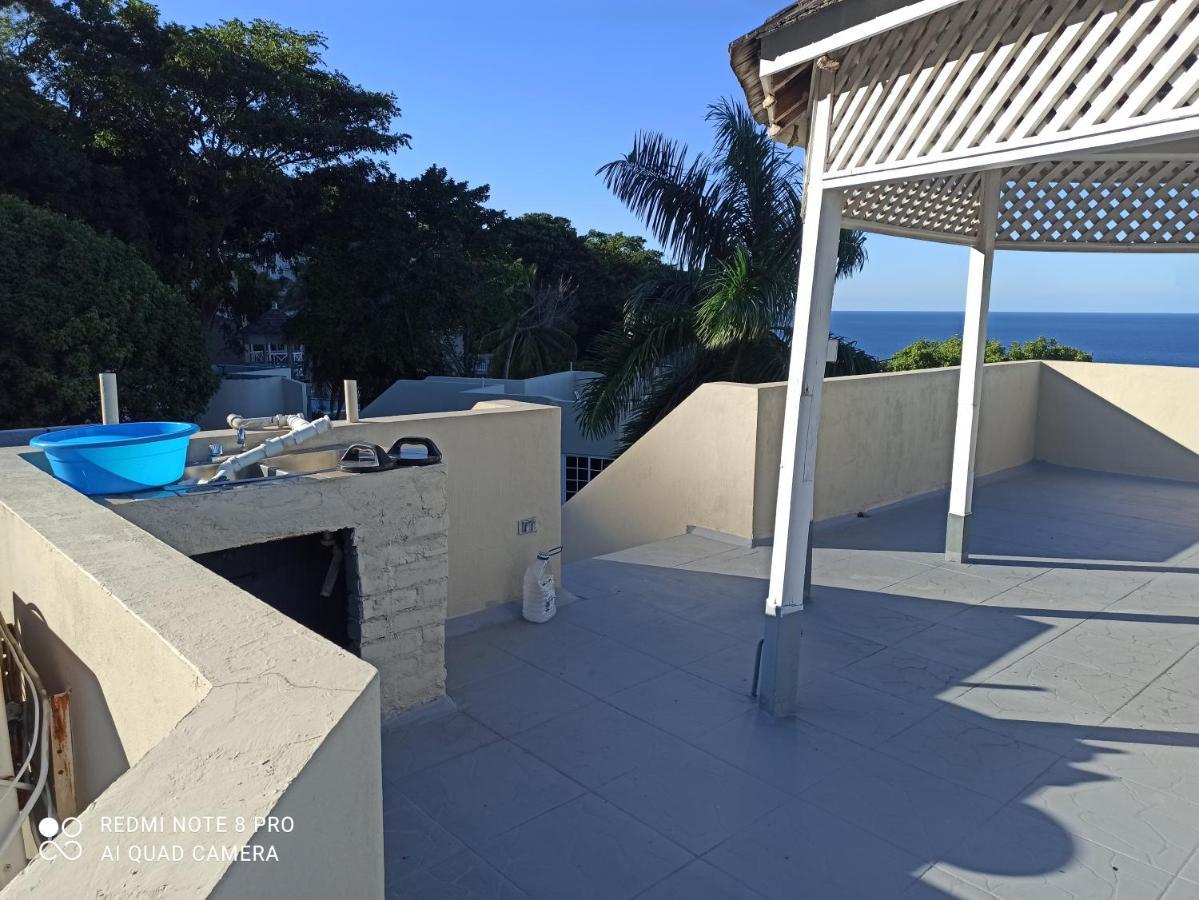 Columbus Heights Apt 26 F Ocho Rios Dış mekan fotoğraf